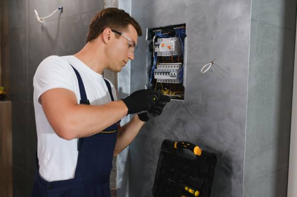 Best Emergency Electrician Near Me  in Centralia, WA